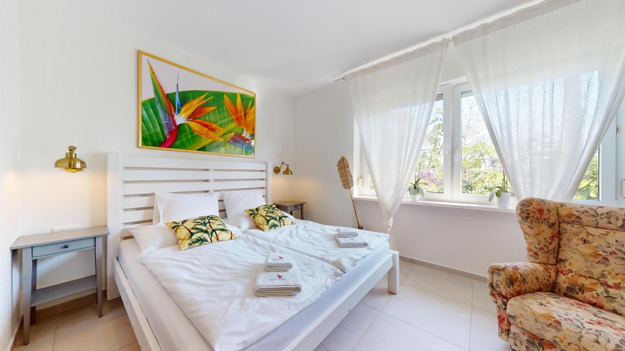 Bed and Breakfast Ron De Mar - Flamingo Pezinok Exterior foto