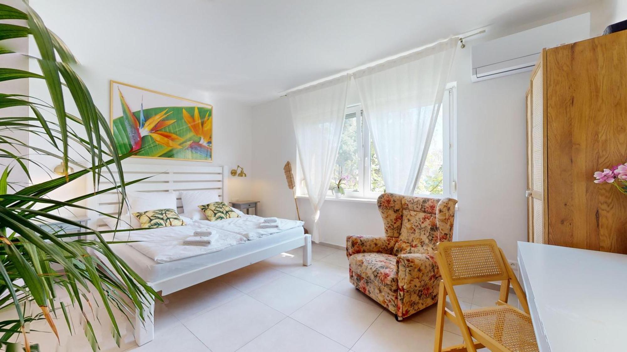 Bed and Breakfast Ron De Mar - Flamingo Pezinok Exterior foto