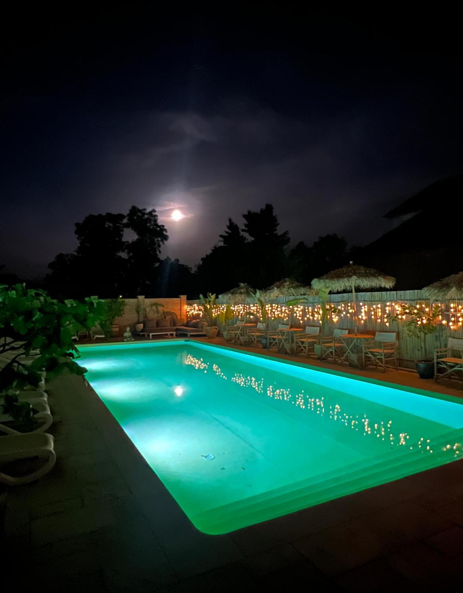 Bed and Breakfast Ron De Mar - Flamingo Pezinok Exterior foto